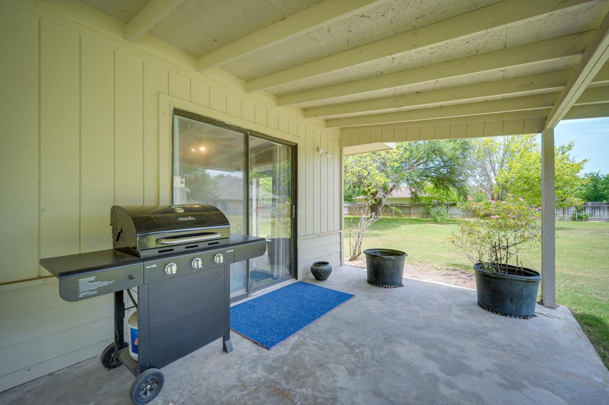 Mcqueeney Vacation Rental About 10 Mi To New Braunfels Dış mekan fotoğraf